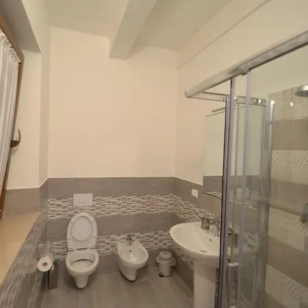 住宿加早餐酒店 Onda Chiara 3*